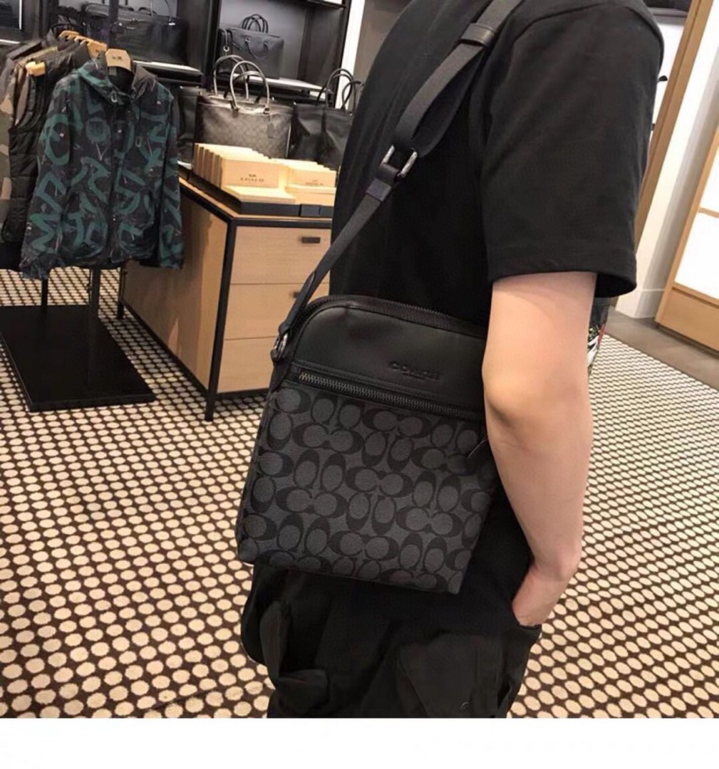Men's coach top flight bag