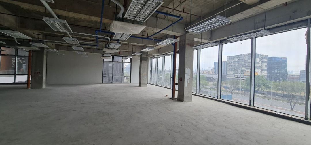 Parqal Commercial and Office Spaces For Lease Rent in Aseana Paranaque