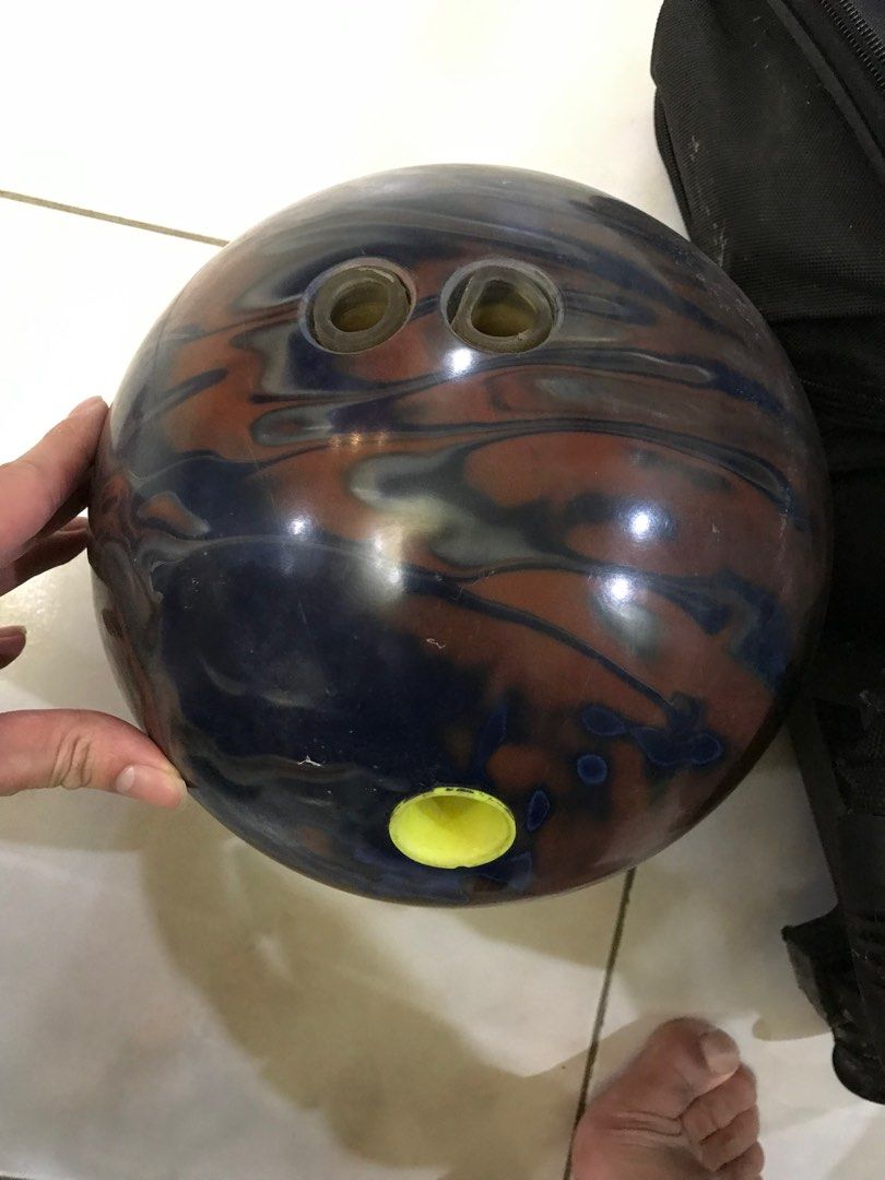 Copperhead Bowling Ball, Sports Equipment, Sports & Games, Billiards