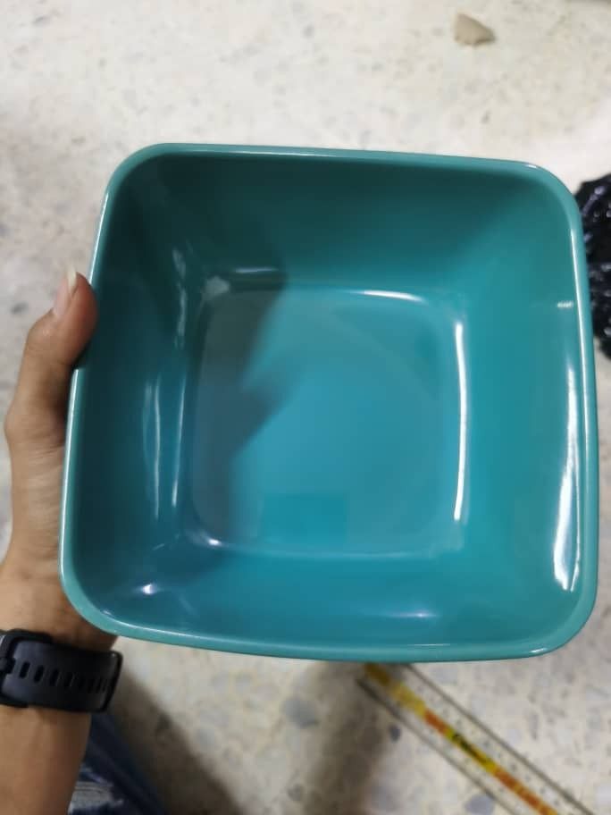 Dinnerware and Cutleries, suitable for restaurant and cafe used