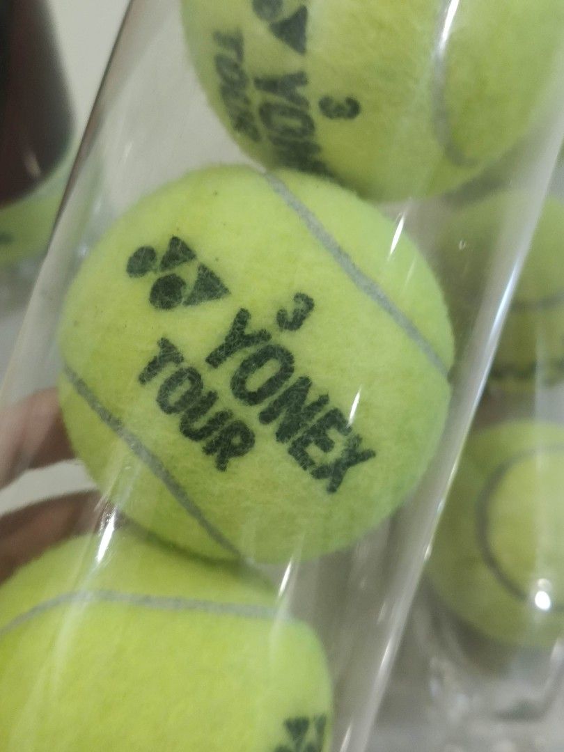Dunlop & Yonex Tennis Balls, Sports Equipment, Sports & Games, Racket