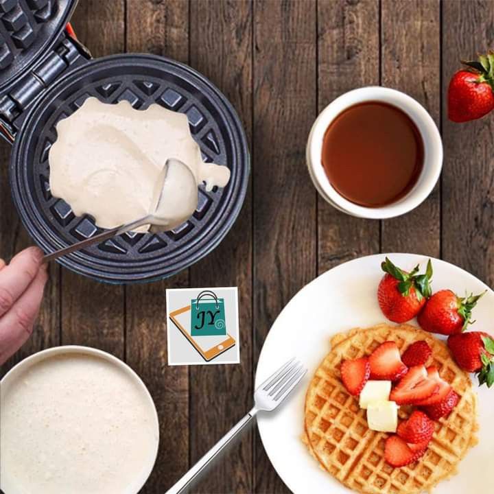 Electric waffle maker (Category: Breadmakers) located in Manila. Submitted by viashop02 (Listing ID 1228373340, Image 3). Description: Electric waffle maker.