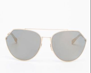 （分類：）位於 。 由 aviator1234 提交（商品編號 1228351065，圖片 1）。簡介： 。