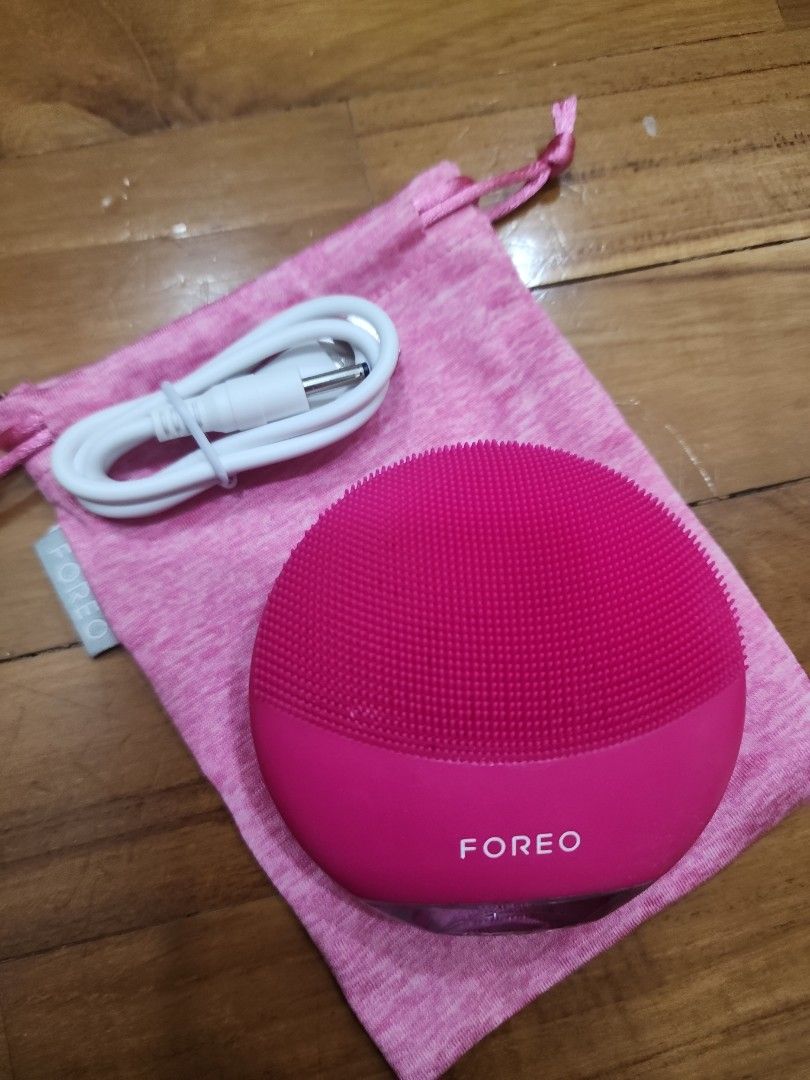 Foreo mini 3, Beauty & Personal Care, Face, Face Care on Carousell