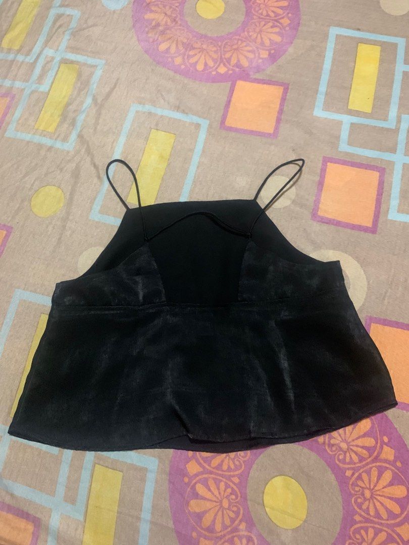 Forever21 top (Category: Blouses) located in Talisay. Submitted by bilchecomedia (Listing ID 1228315251, Image 2). Description: Rfs: for my dog’s medical needs.