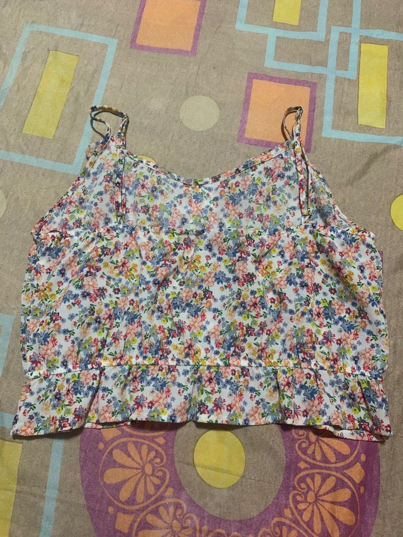 Forever 21 top (Category: Others Tops) located in Talisay. Submitted by bilchecomedia (Listing ID 1228314575, Image 2). Description: Used once only. Good as new Rfs: for my dog’s medical needs.