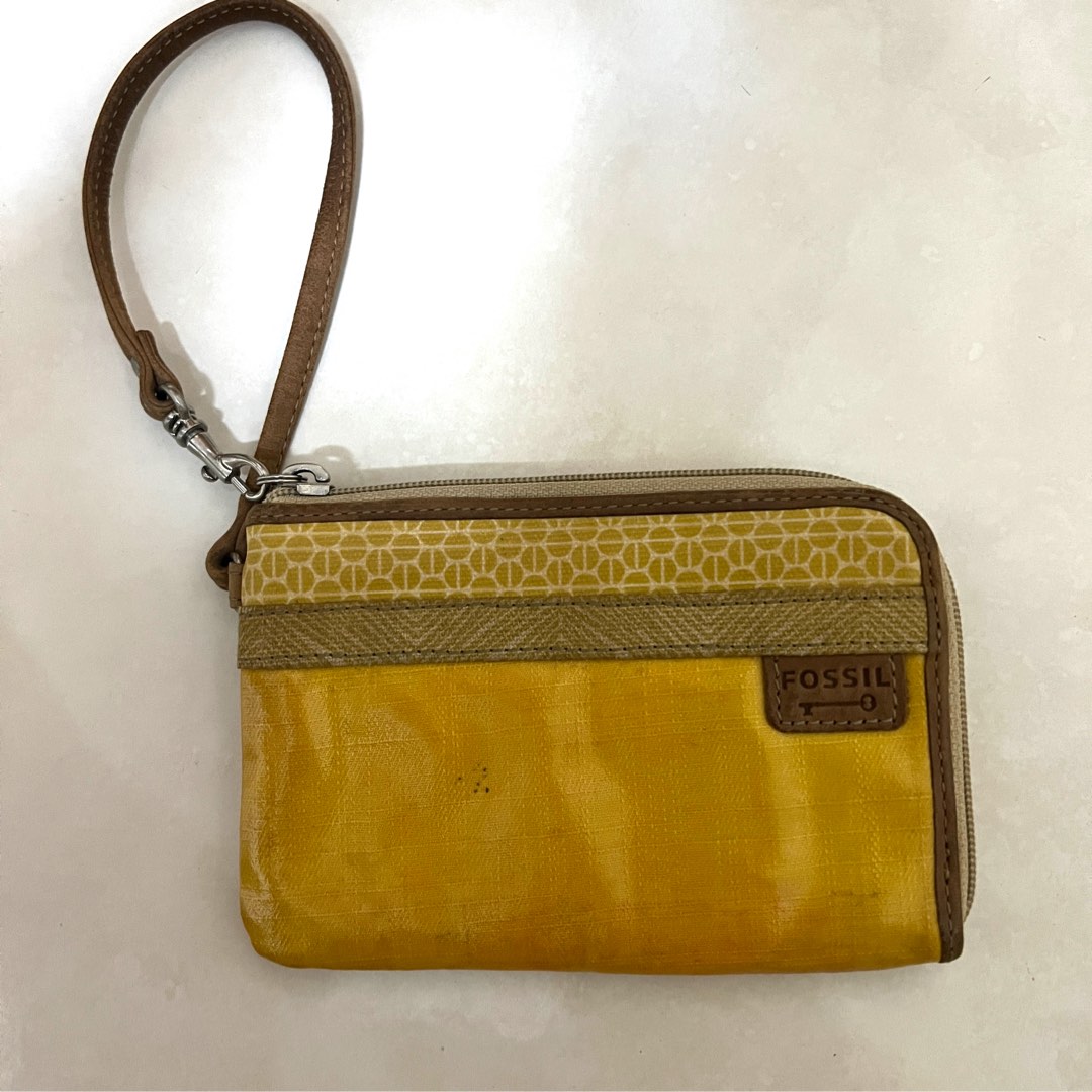 Fossil purse, Women's Fashion, Bags & Wallets, Purses & Pouches on