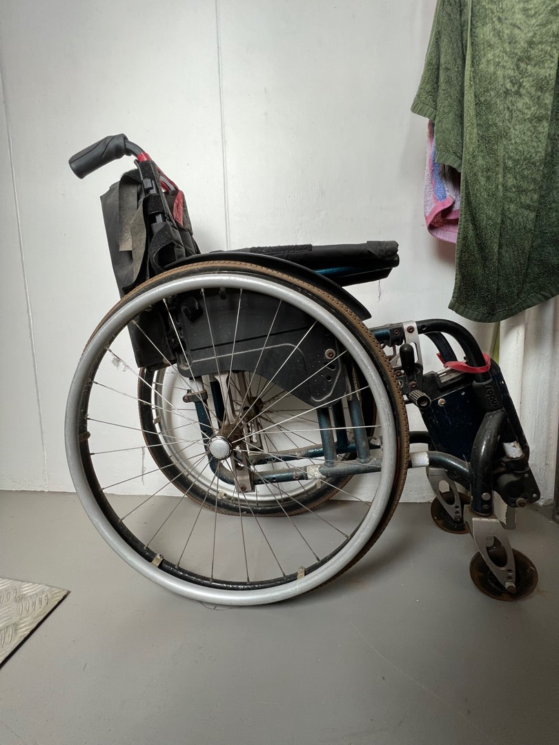 Free Wheelchair, Health & Nutrition, Assistive & Rehabilatory Aids