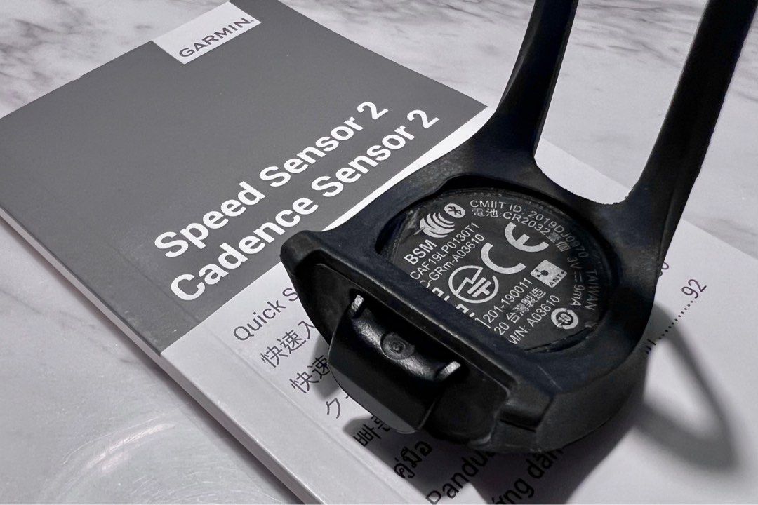 Garmin Speed Sensor 2, Sports Equipment, Bicycles & Parts, Parts