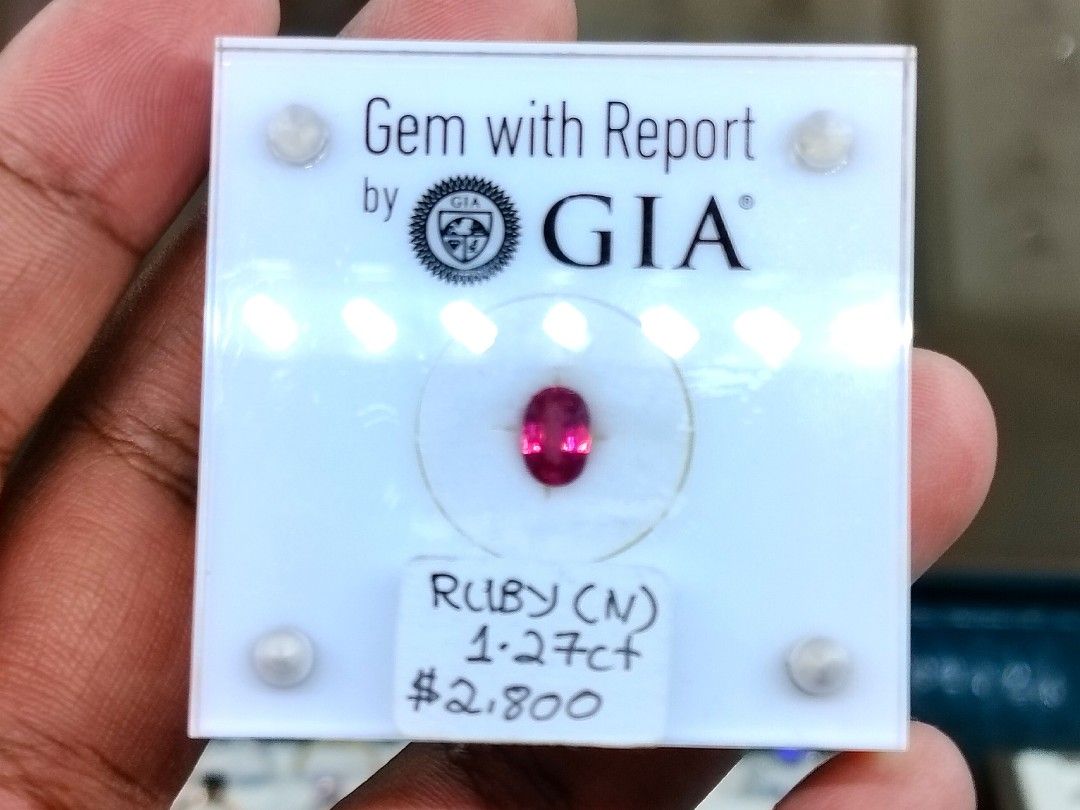 Gia clearance certified ruby