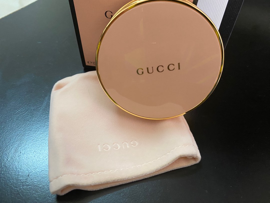 Gucci Setting Powder, Beauty & Personal Care, Face, Makeup on Carousell
