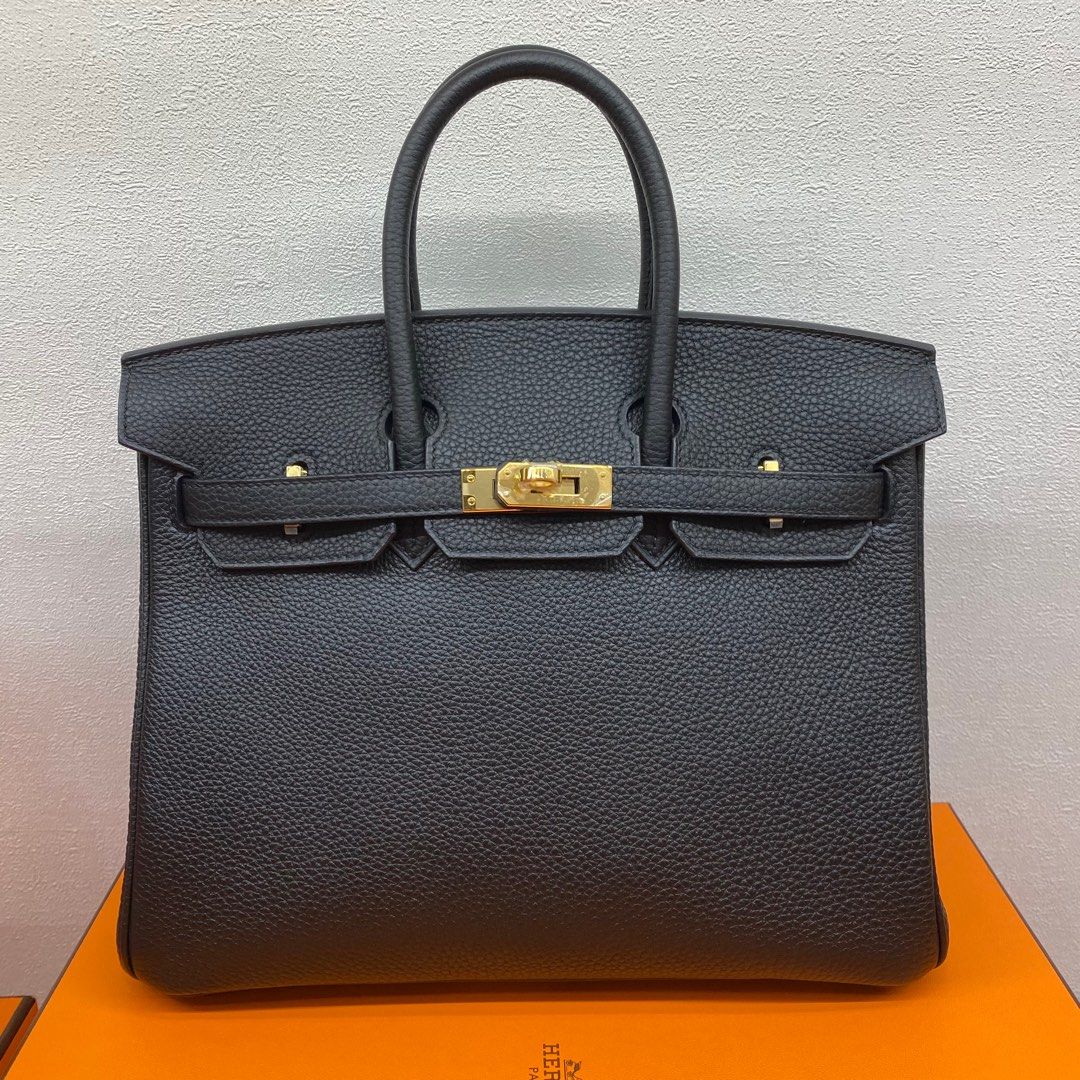 B25 black togo gold hardware , Luxury, Bags & Wallets on Carousell