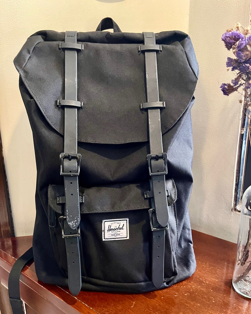 Herschel Little America Mid Black Backpack, Women's Fashion, Bags