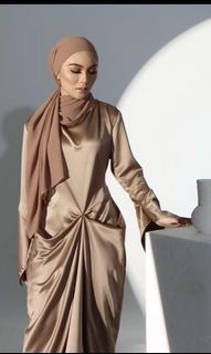 INREA Auora Nude Maxi Dress Size L-XL (Brand New With Tag) NO NEGO!