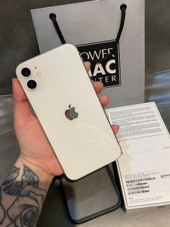 iphone 11 64gb 97% batt health under warranty