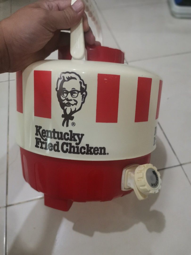 KFC Water Container NOS FREE Shipping, Hobbies & Toys, Collectibles