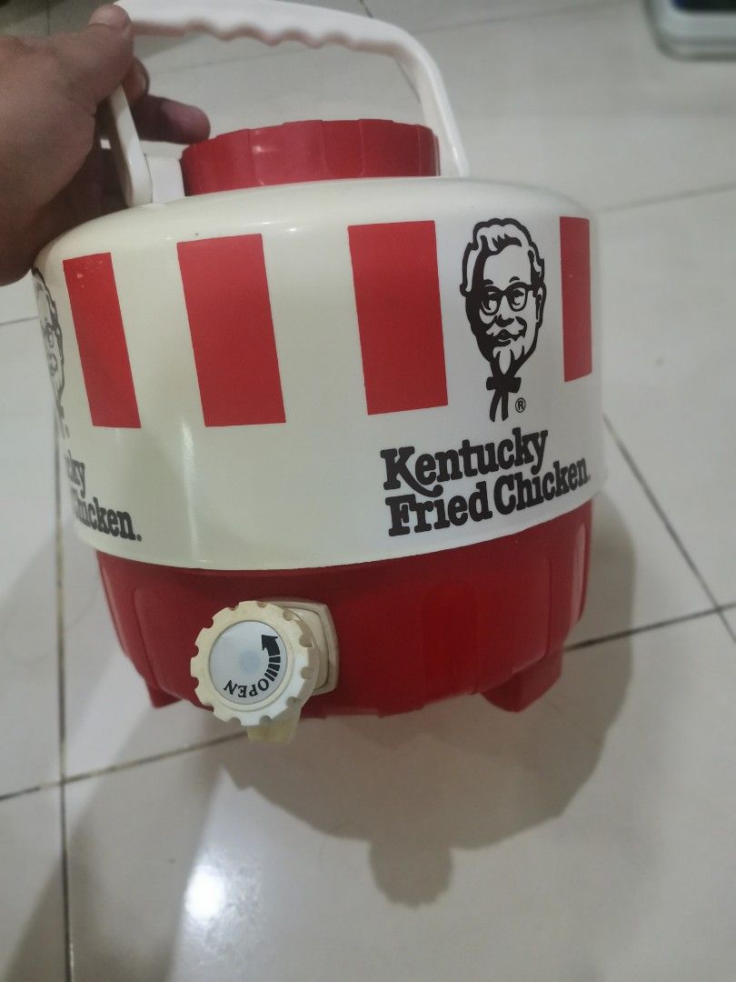KFC Water Container NOS FREE Shipping, Hobbies & Toys, Collectibles