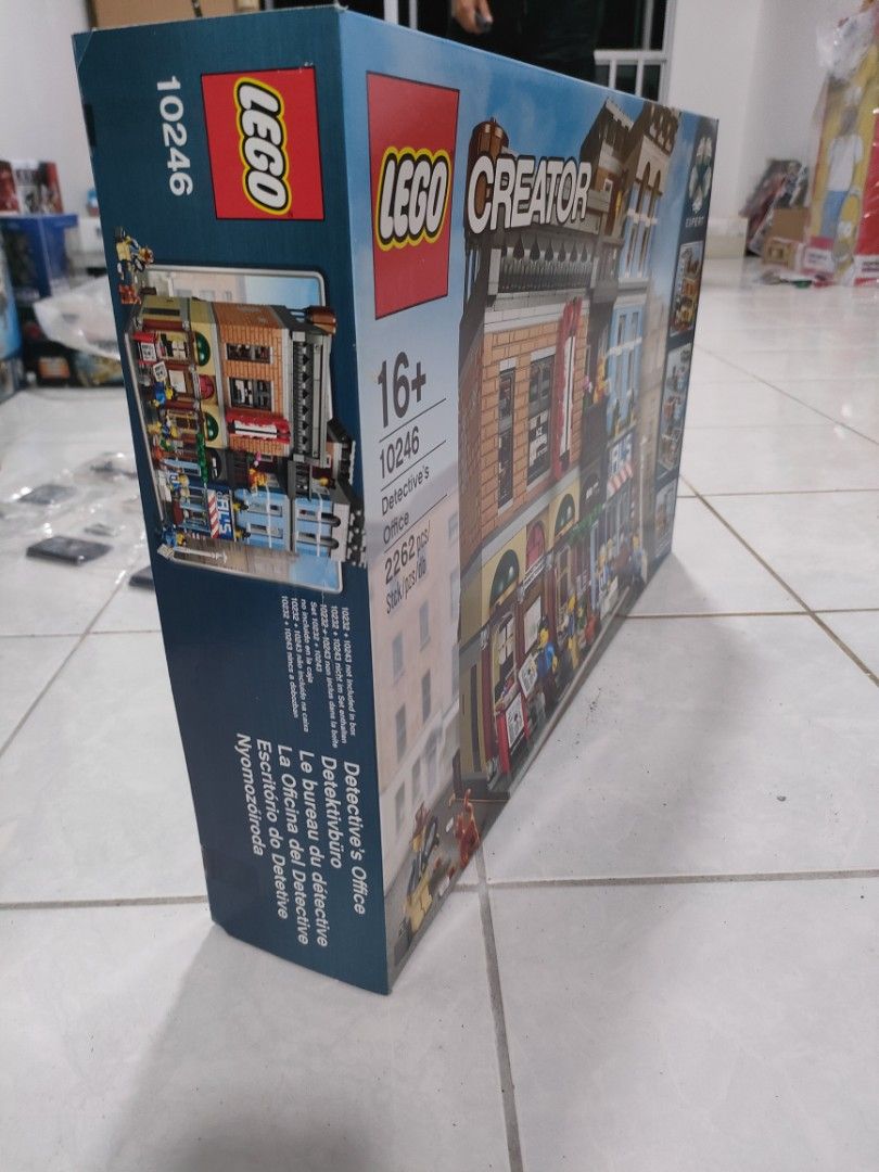Lego CREATOR 10246 Detective office, Hobbies & Toys, Toys & Games on  Carousell