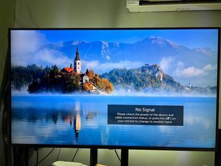 LG 55” 55UK7500PTA Smart 4K TV with Mobile Bracket
