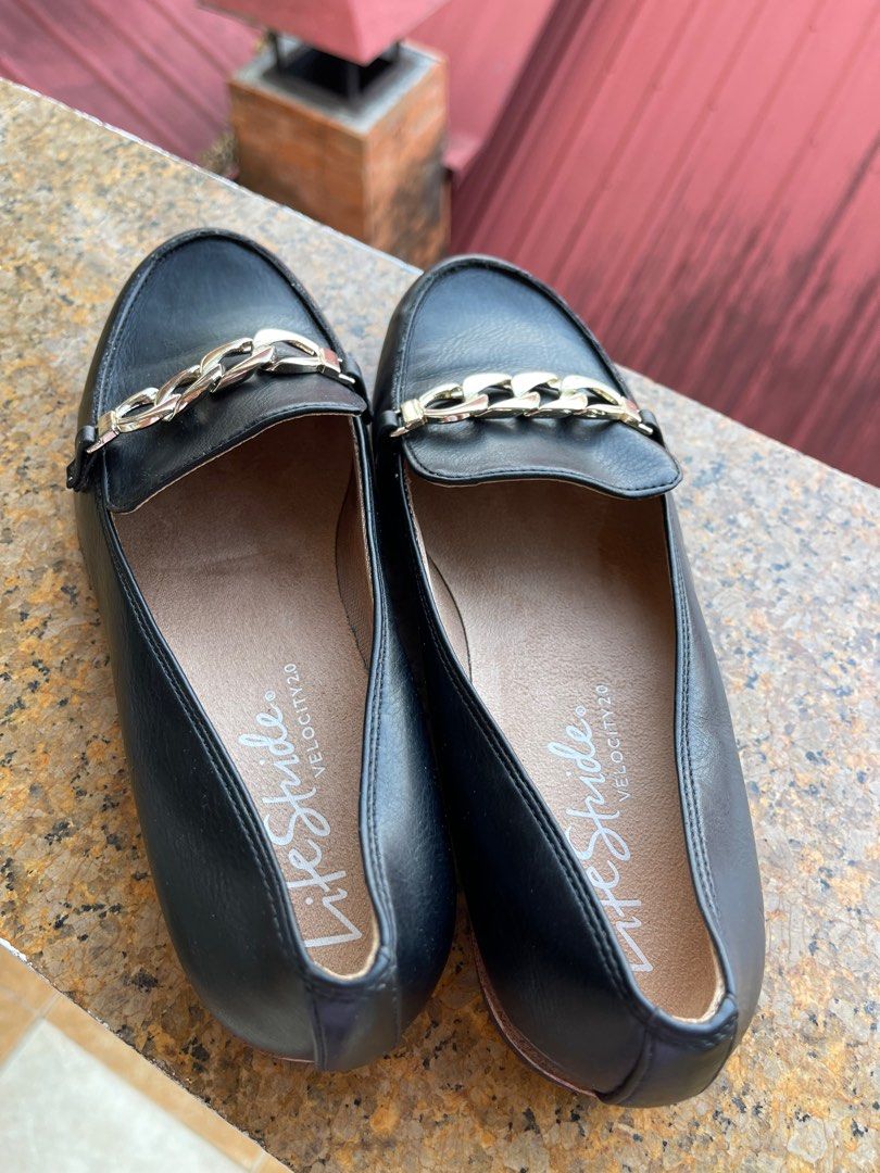 Lifestyle velocity shoes on sale with memory foam