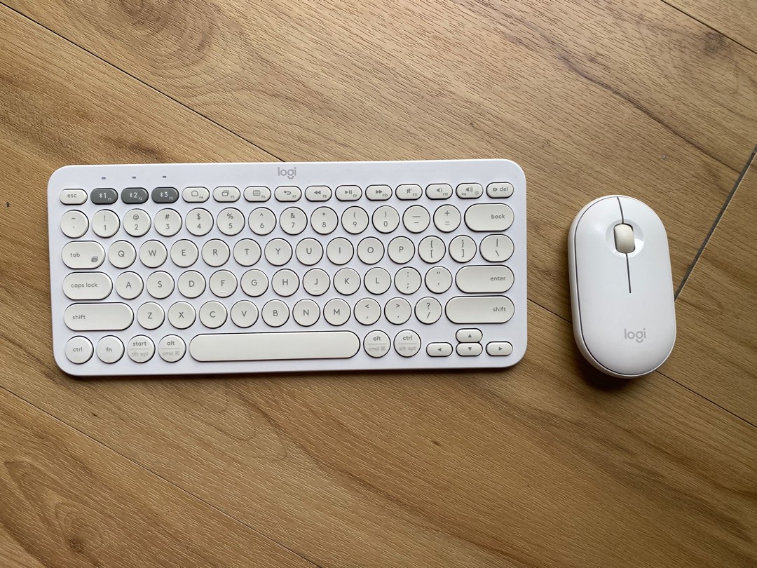 Logi keyboard and mouse set computers tech parts accessories