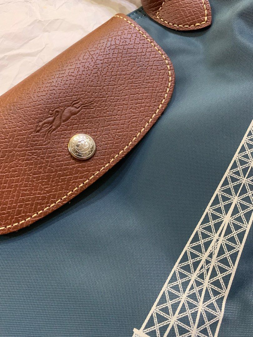 Limited edition BNIB unused LONGCHAMP Eiffel Tower Bag In Graphite Blue. Authentic purchase in Paris France