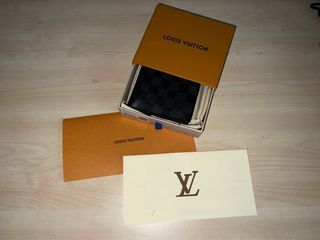 LV wallet (URGENT NEED CASH)