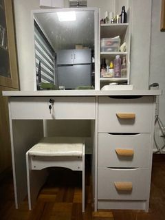 (Category: ) located in . Submitted by pinkpiggysfly (Listing ID 1228254551, Image 1). Description: .