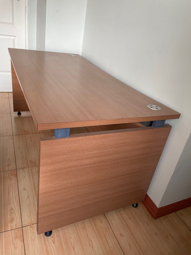 Mandaue Foam office table on Carousell