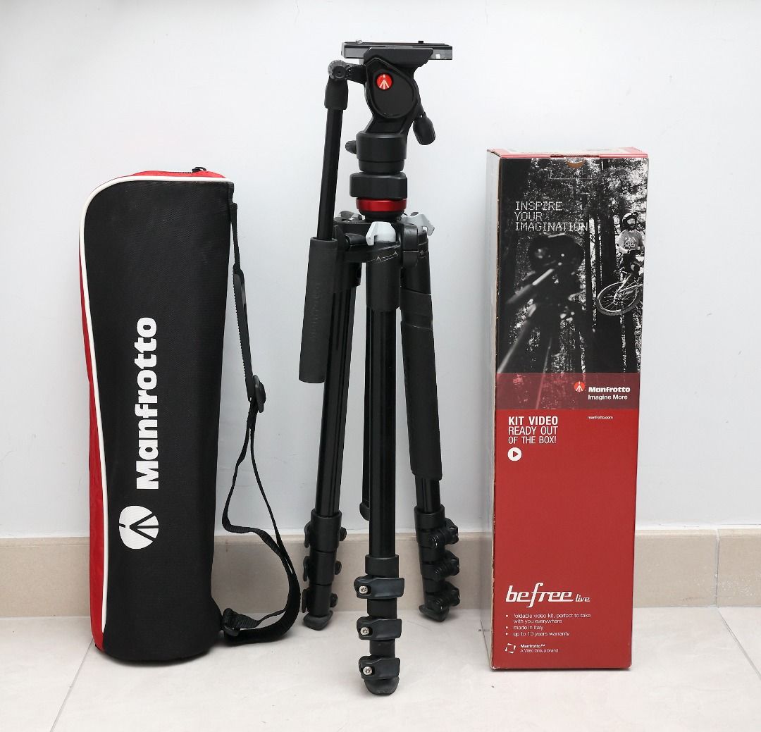 Manfrotto Befree live fluid head with Befree aluminum tripod