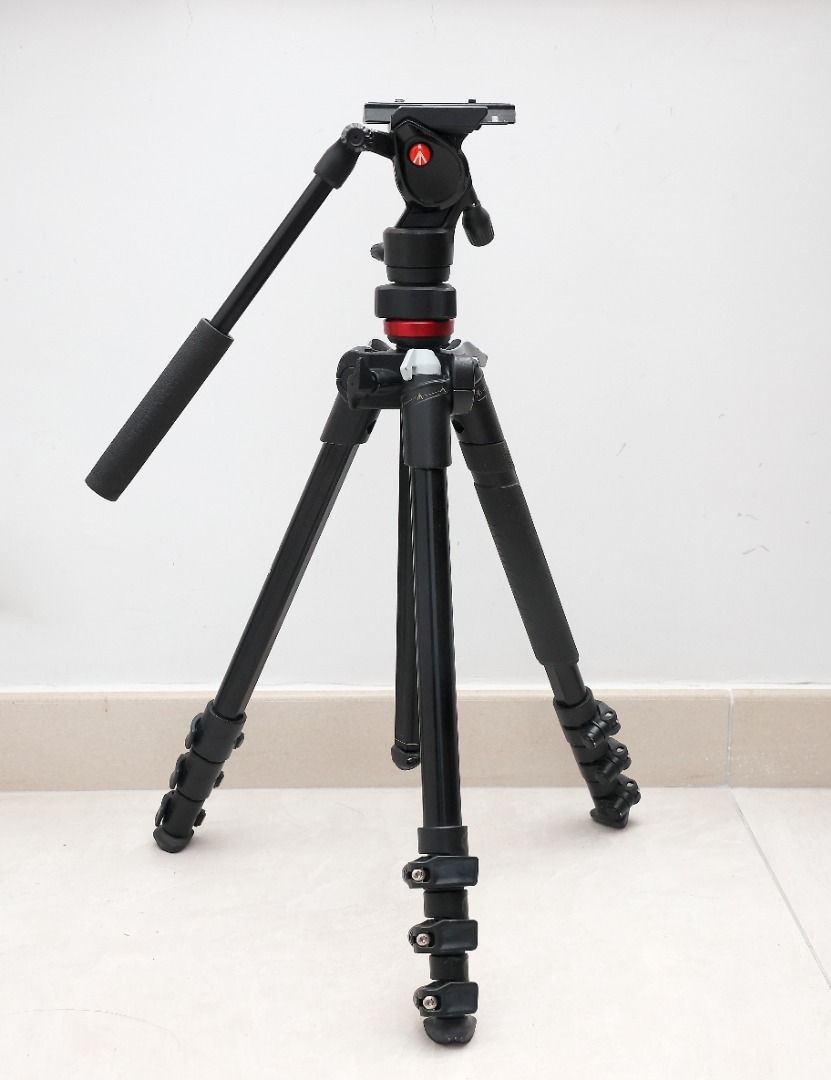Manfrotto Befree live fluid head with Befree aluminum tripod