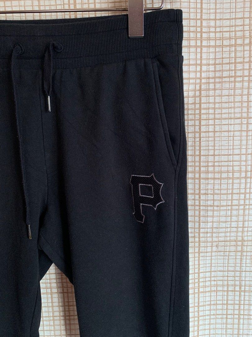 MLB Cotton Jogging Pants (Category: Activewear) located in Baguio. Submitted by THRIFThingWars (Listing ID 1228252064, Image 2). Description: Waist- 30-34 Length- 38 Inseam- 28 Leg Opening- 6.5 Front Rise- 13 Thigh- 11.