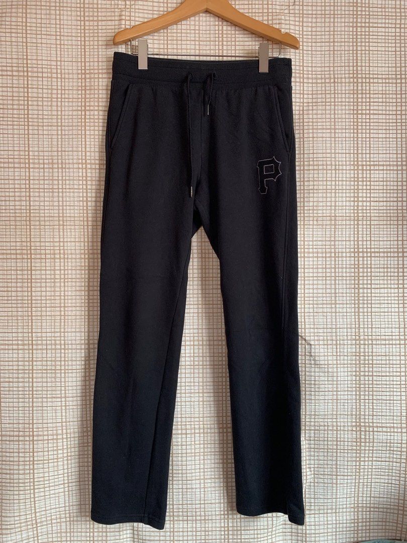 MLB Cotton Jogging Pants (Category: Activewear) located in Baguio. Submitted by THRIFThingWars (Listing ID 1228252064, Image 1). Description: Waist- 30-34 Length- 38 Inseam- 28 Leg Opening- 6.5 Front Rise- 13 Thigh- 11.