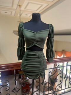 Green Coordinate Dress with puffy long sleeves crop top and skirt