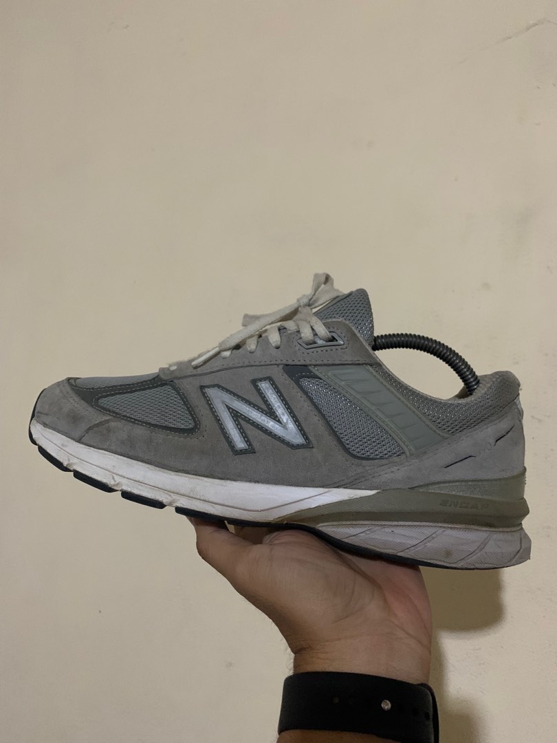NB 990 v5 on Carousell