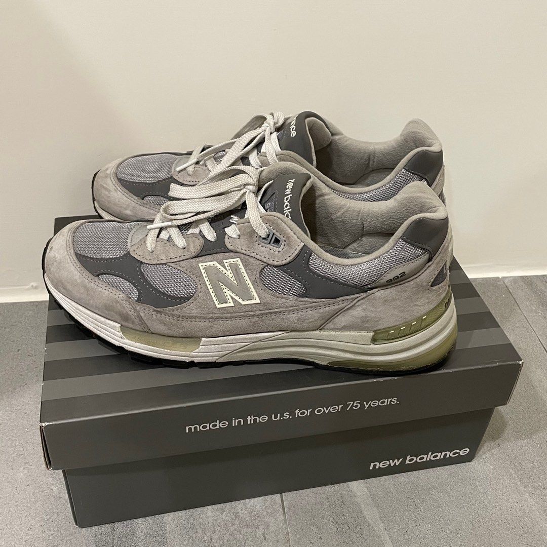 New Balance M992gr 10.5, 他的時尚, 鞋, 運動鞋在旋轉拍賣