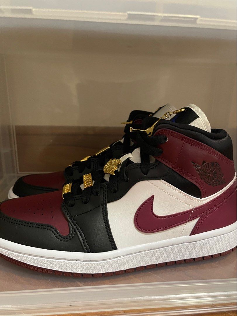 womens air jordan 1 beetroot