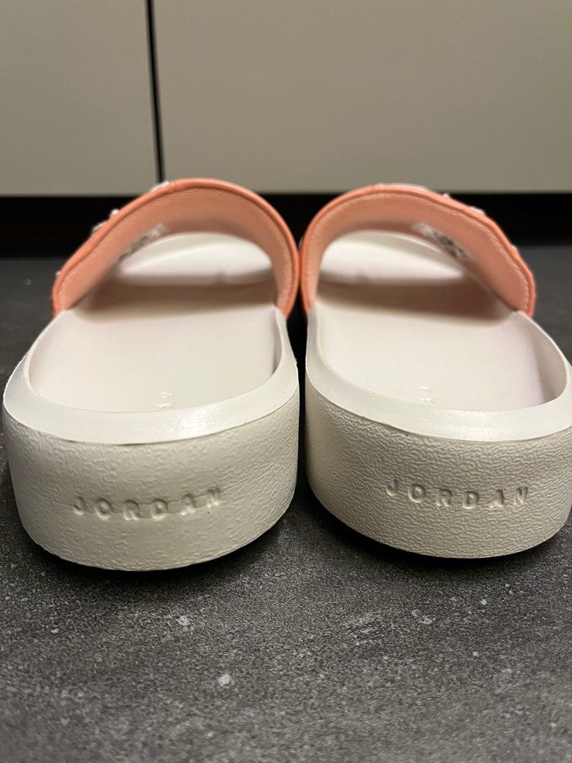 womens pink jordan slides