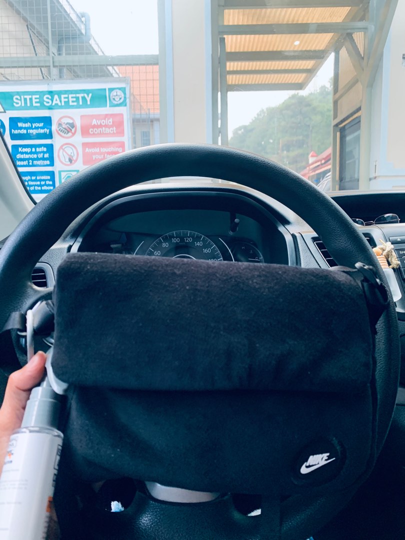 Nike Futura, Women's Fashion, Bags & Wallets, Cross-body Bags on Carousell