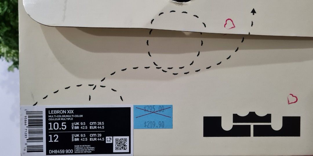 Nike 42.5 size shop in us