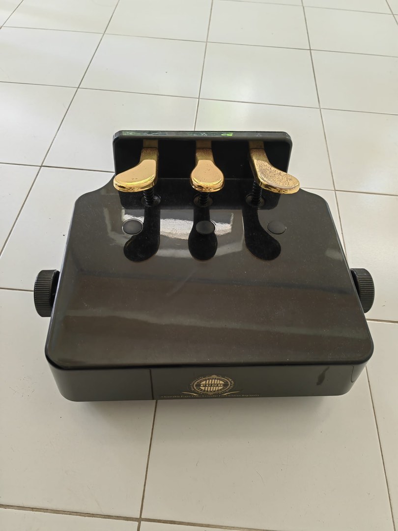 Piano pedal extender, Hobbies & Toys, Music & Media, Music Accessories