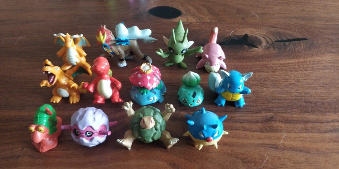 Pokemon tomy figures 1998 2025