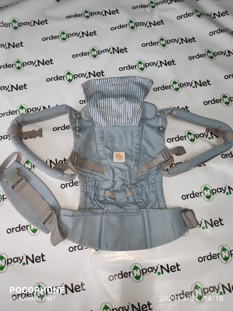 Ergobaby adapt azure blue sale