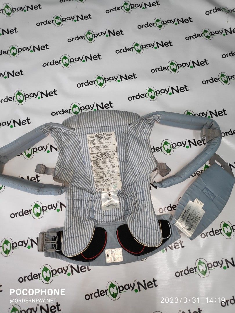 Ergobaby adapt azure blue 2025