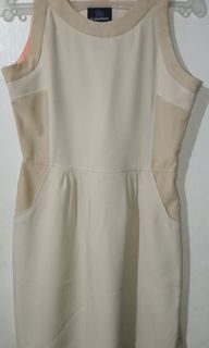 (Category: ) located in . Submitted by DressMeShop (Listing ID 1228255713, Image 1). Description: .