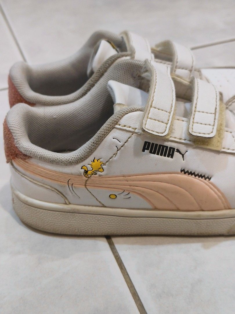 Peanuts X Puma Shuffle V Snoopy Casual Shoes White Pink Babies