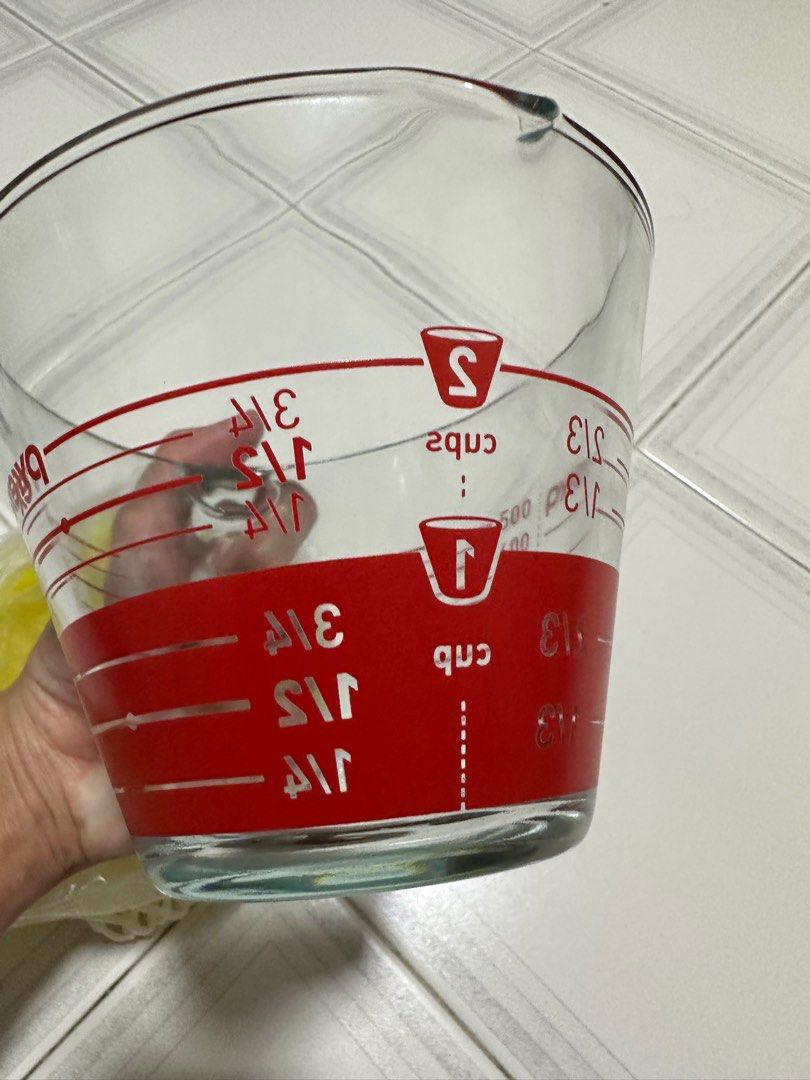 Pyrex Measuring Cup Glass 500ml, Furniture & Home Living, Kitchenware