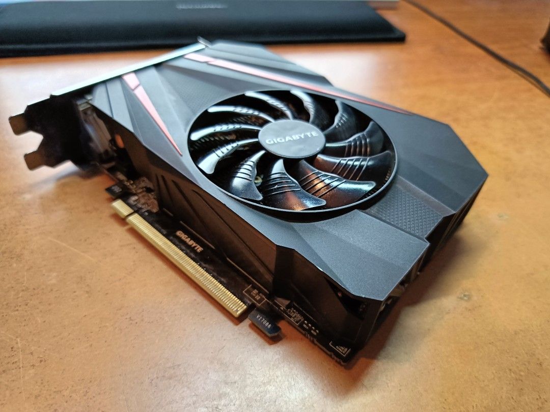 Rare GTX 1080 Gigabyte Mini ITX Computers Tech Parts
