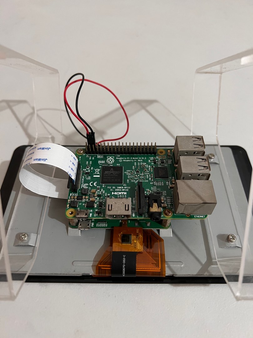 Raspberry Pi 3b with 7in LCD Display, Computers & Tech, Desktops on ...