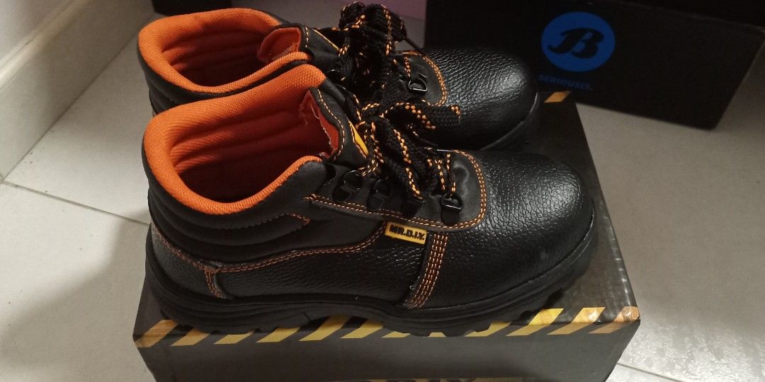 trendy safety boots